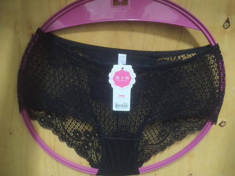 laced panties